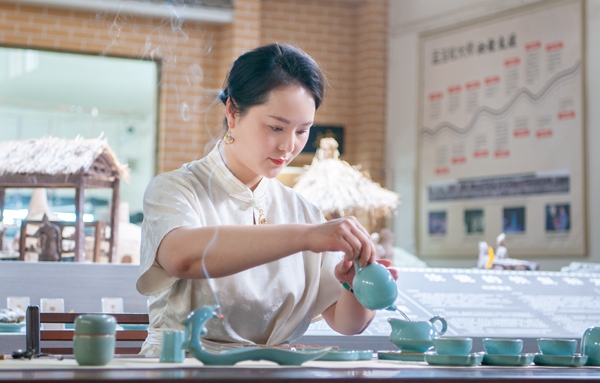 瓷韵茶香共相伴！汝州市举办宋风雅集活动