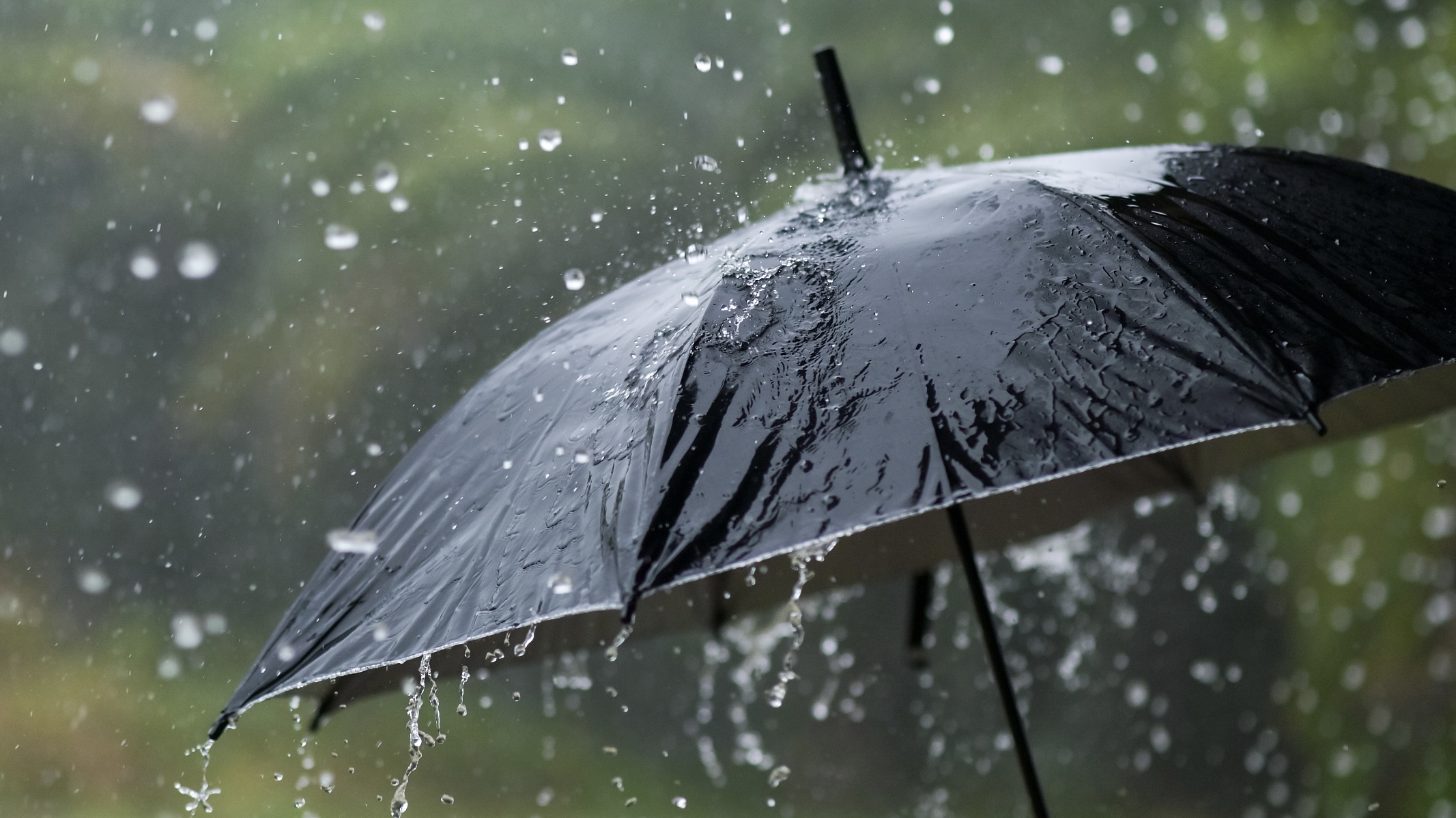 接下來南方暴雨連連 北方多地或現40℃酷熱天氣