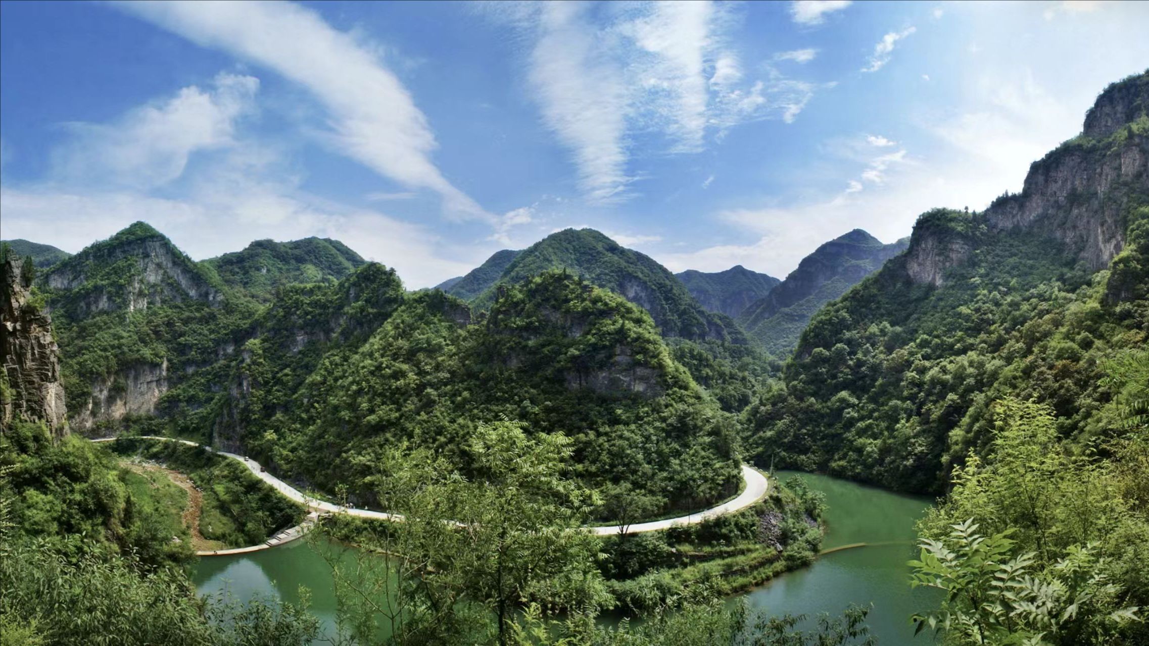 巩义旅游推荐官‘张白白’ 带你走进浮戏山....