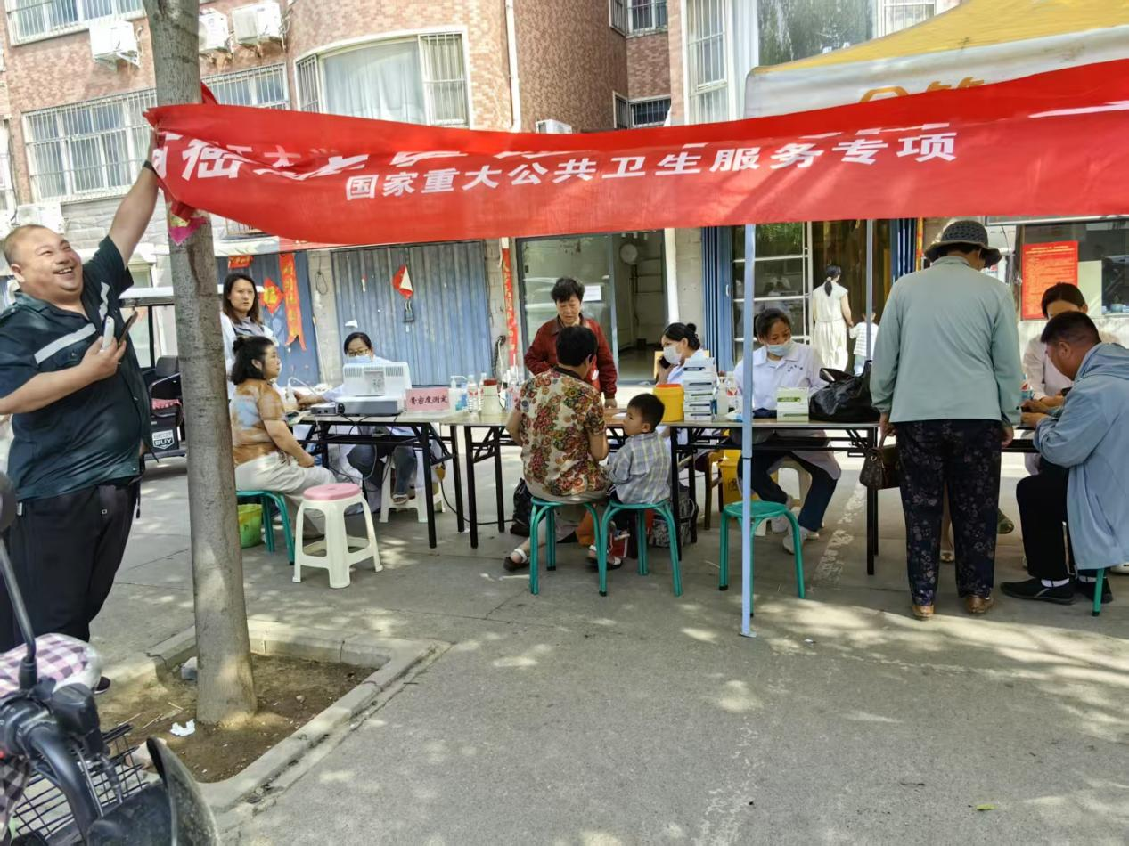 健康进楼院 关爱零距离