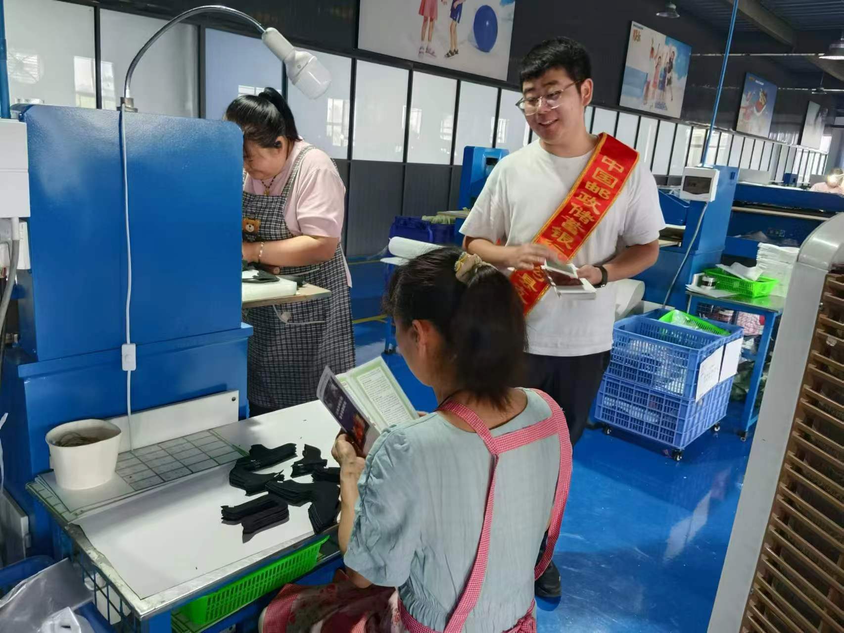 邮储银行周口市分行：多举措开展“民法典宣传月”活动 奏响法治宣传“协奏曲”