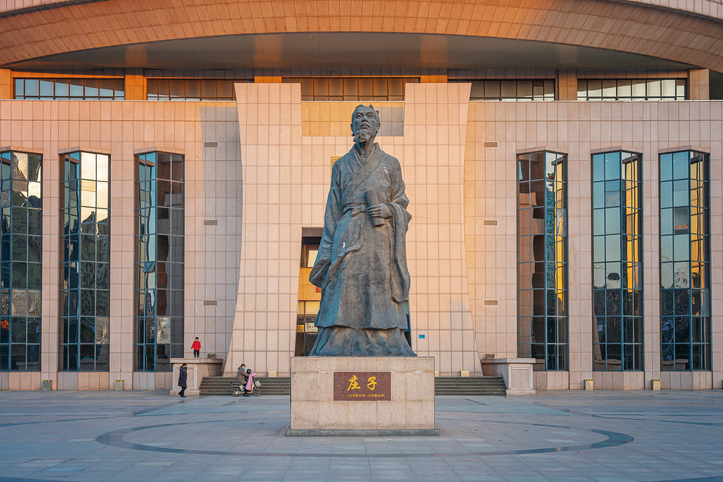 商丘民权：架起“放心桥”  贴近群众心