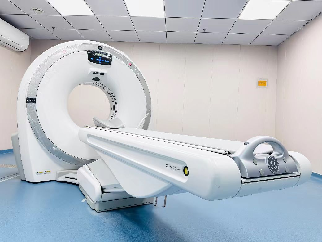 连续攻克三大骨科难题，新瑞鹏集团瑞鹏宠物医院上海黄兴总院引领宠物骨科专科发展