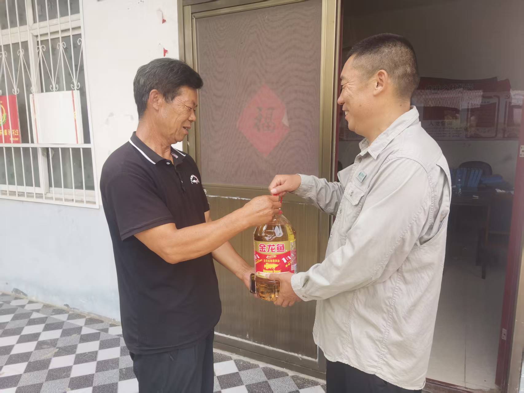 国网上蔡县供电公司：情暖“七一”践初心 电力护航显担当
