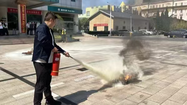 登封供电公司：组织2025年消防知识培训及应急疏散演练