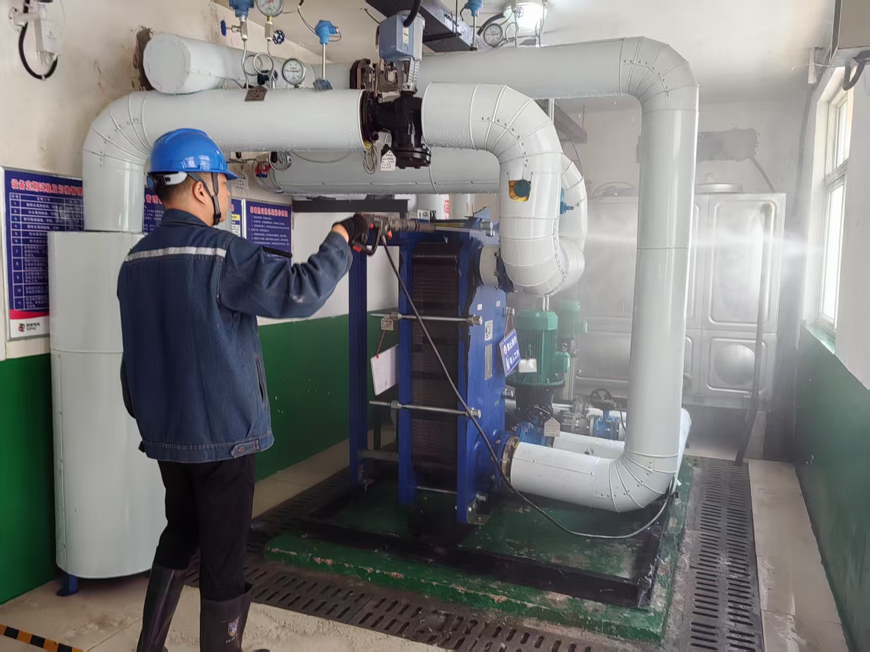 寒流里的芳华热力！共用集团青年全力看护城市供暖