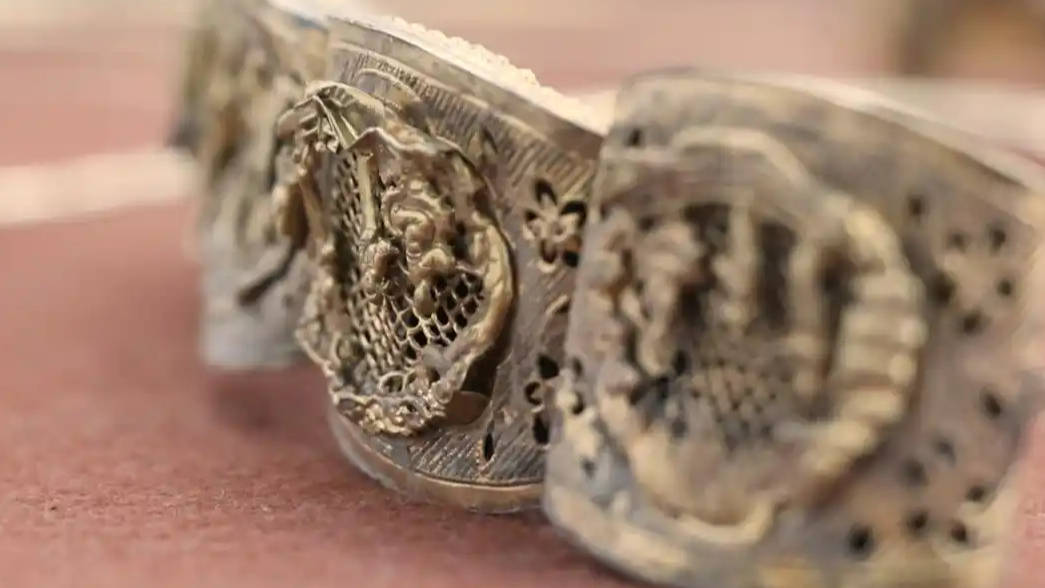 男子挖到宋元时期宝藏 卖了20万被抓