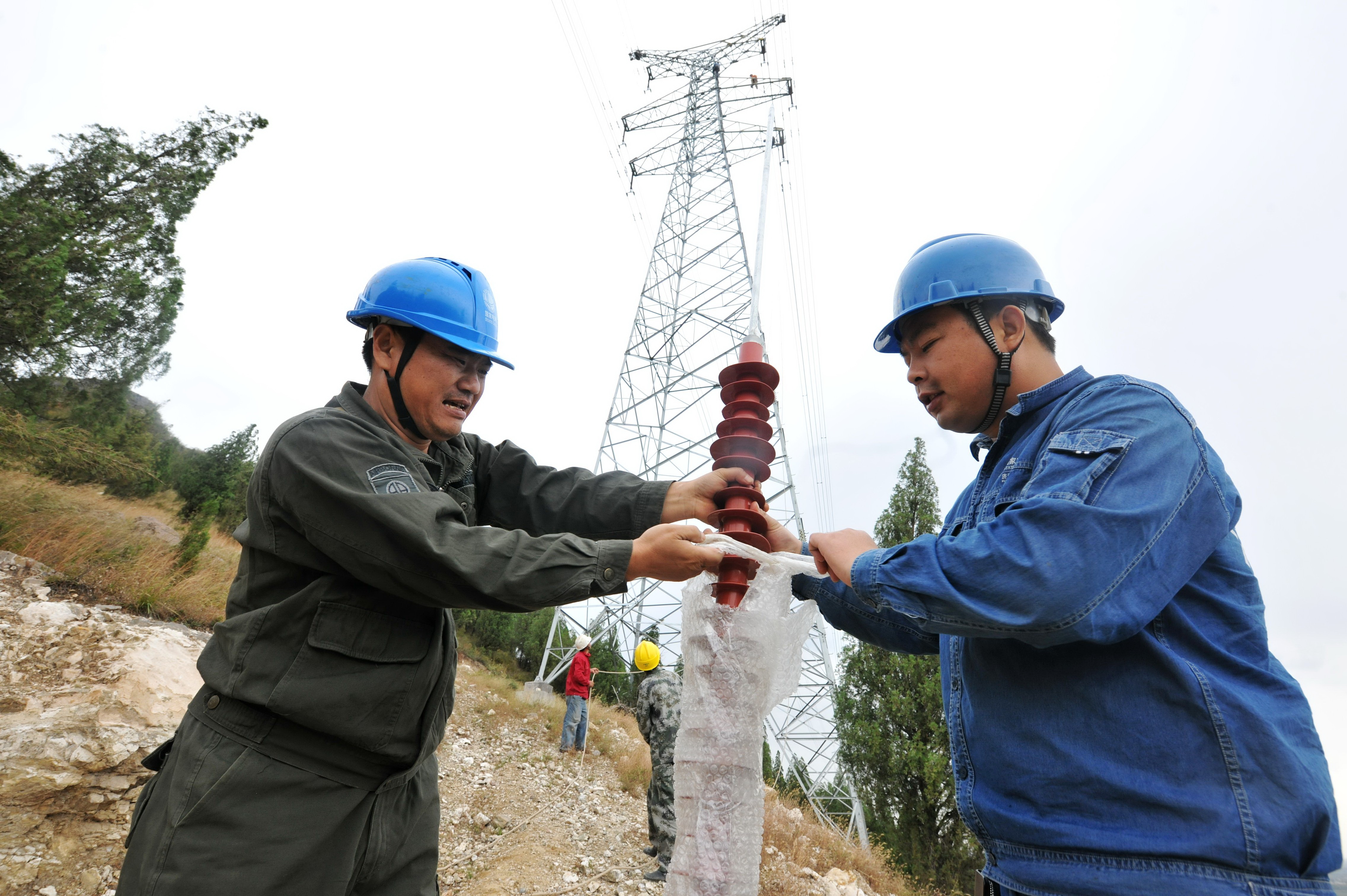 国网济源供电公司：细化防雷措施 守护电网安全