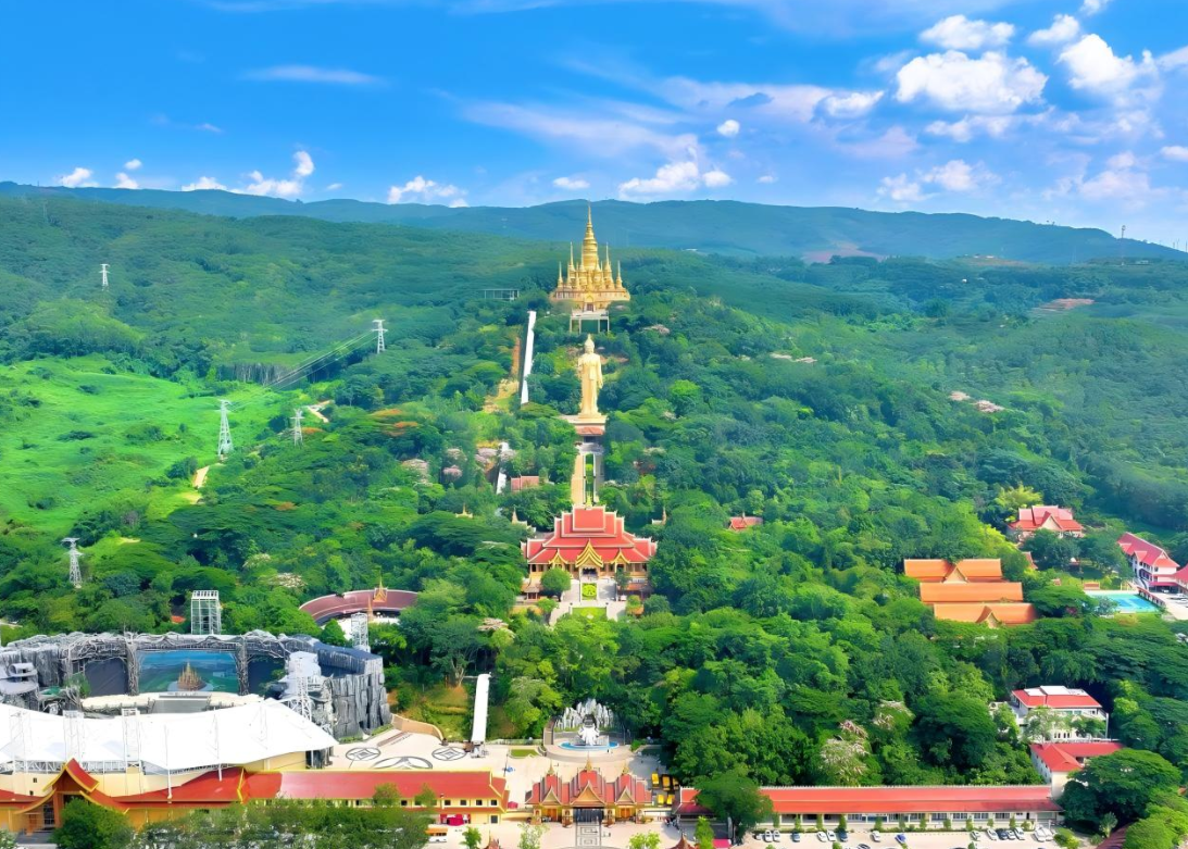 暑假打卡勐泐文化旅游区：解锁版纳多元文化盛宴