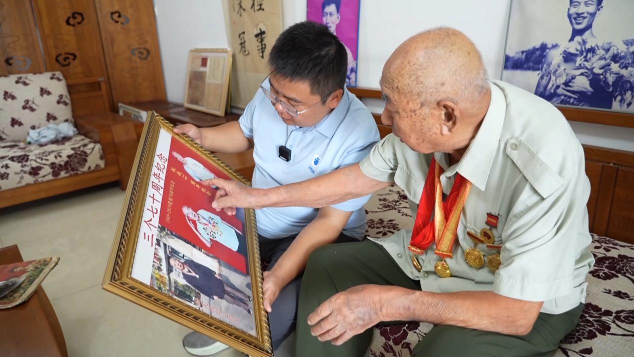 纪念章里的山河记忆 | 多少心血换来的幸福生活