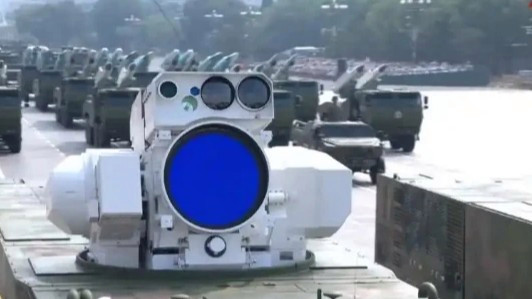 科幻！网友说像“洗衣机 ”的阅兵武器，到底是啥？