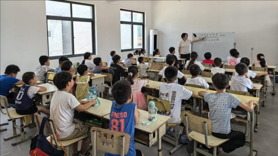登封市安庙村公益课堂：点亮暑假 守护成长