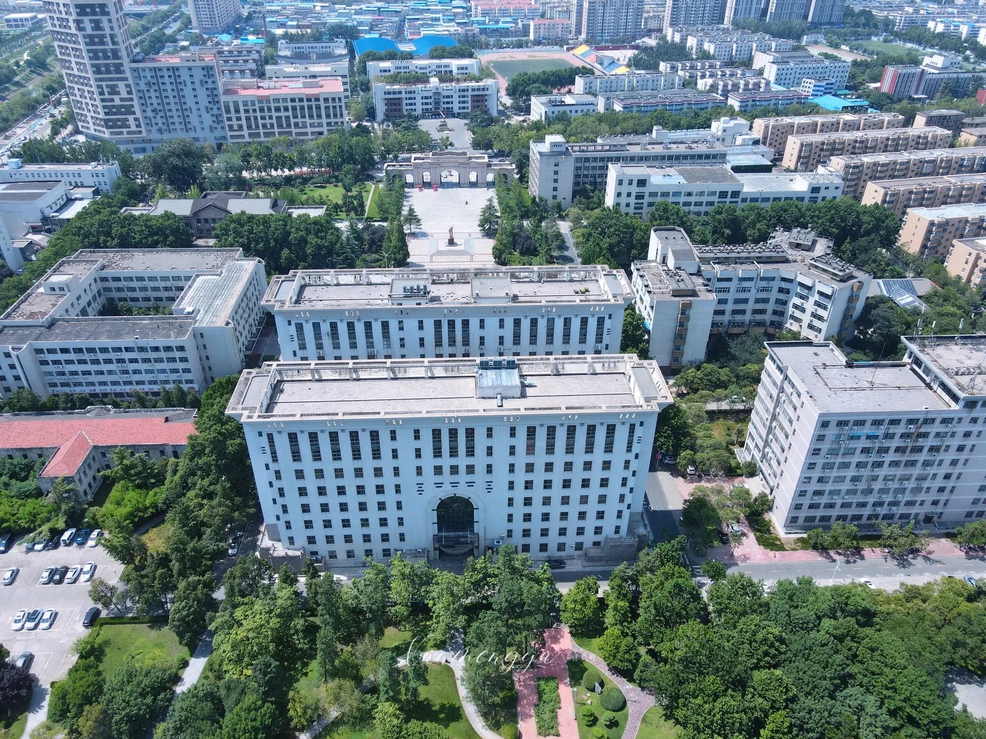 河南师范大学：携手全球优秀青年学者 共赴科研新程