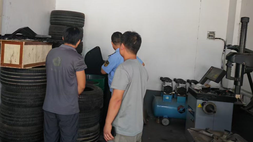 聚焦VOCs治理：安阳市生态环境局殷都分局排查整治油漆行业