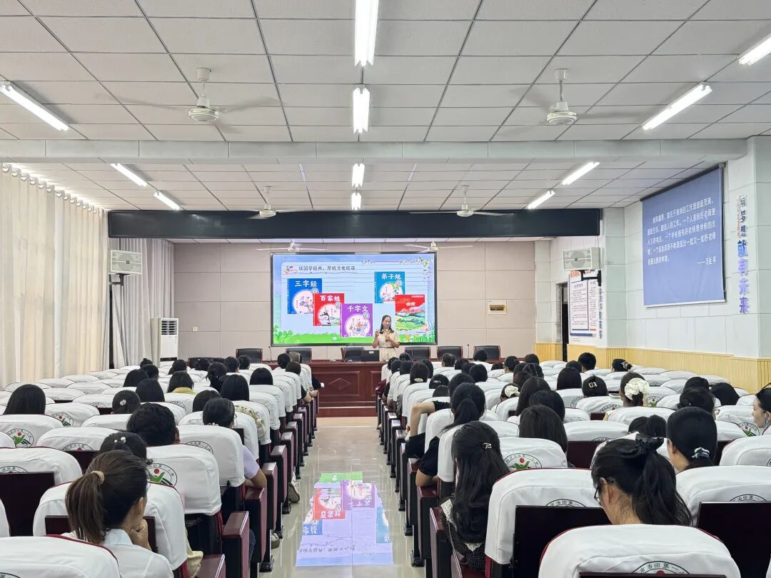 濮阳市油田第一小学教育集团举行课外阅读分享会