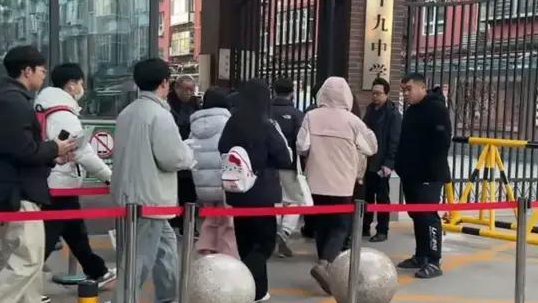 国考报名首日“爆了”！济南一国考岗位报考人数比649:1