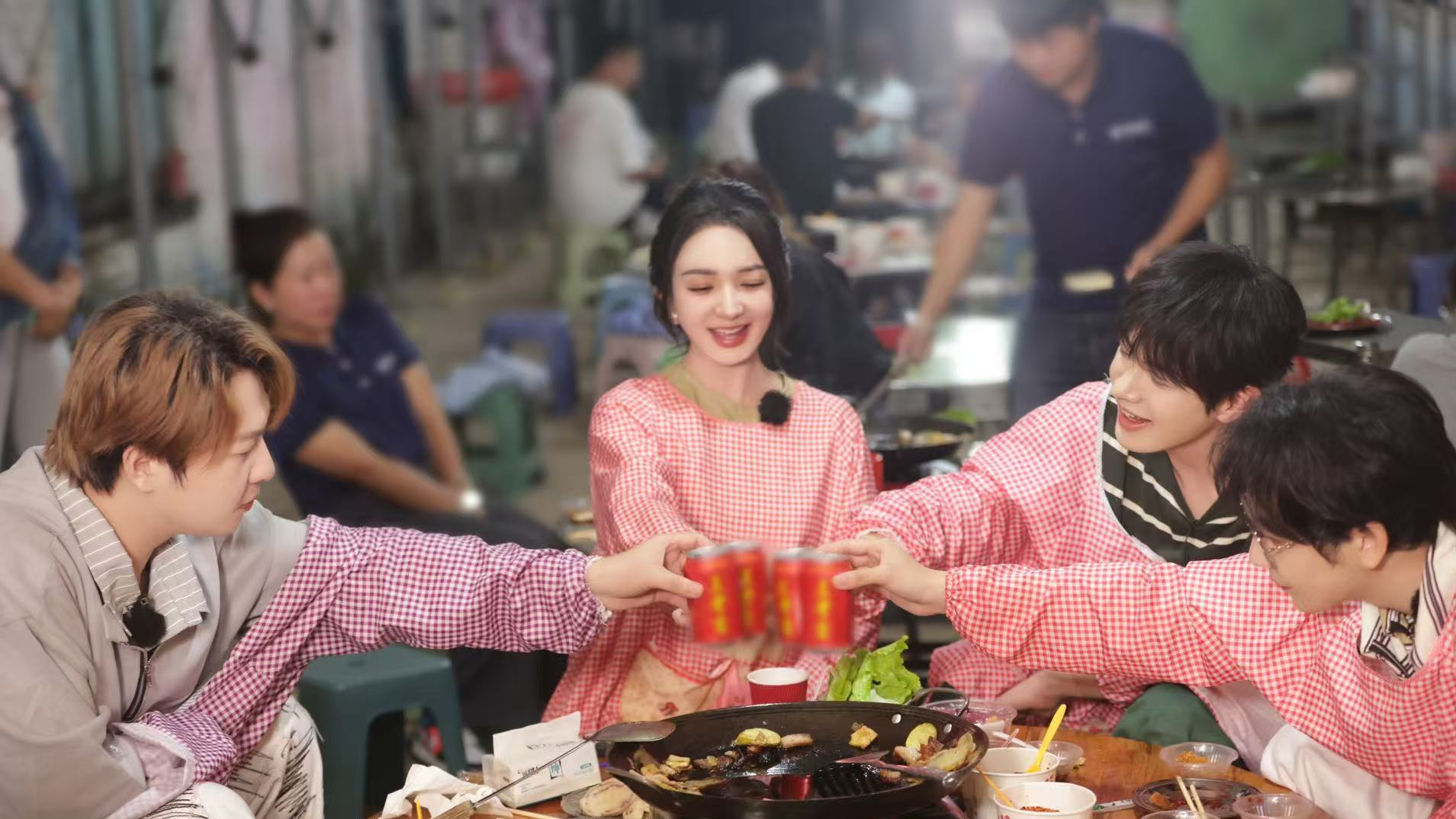 “凉都”不凉，《这里很好吃》解锁贵州热辣非遗味