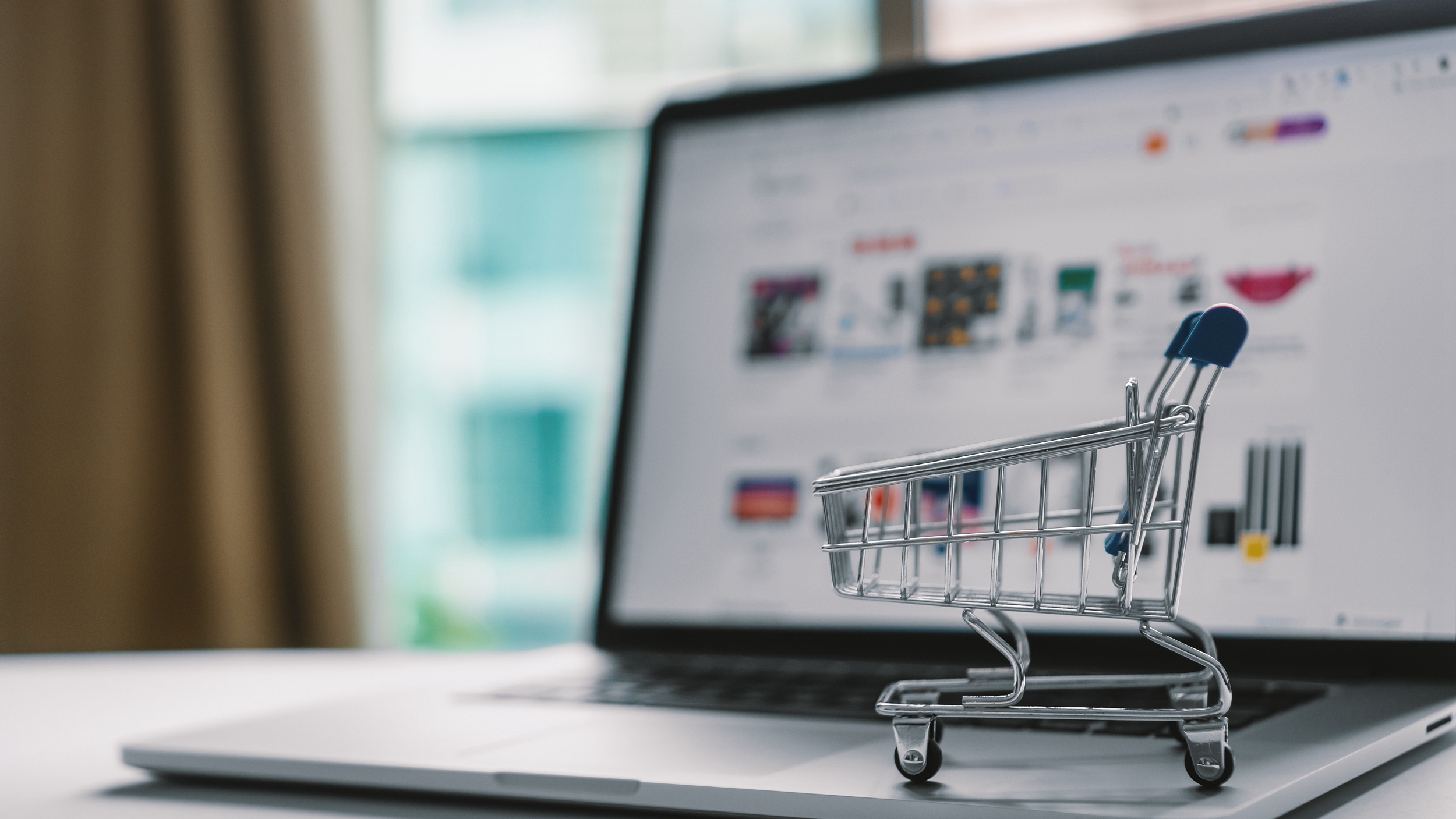 “我们和李佳琦都被淘宝背刺了”，多方回应直播间退货潮