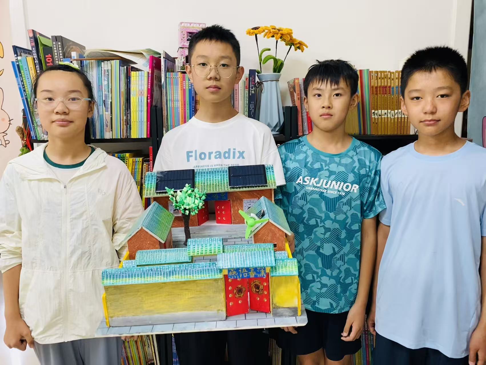 高新区长椿路小学荣获省首届河南省中小学生科学创新优秀作品展示活动一等奖