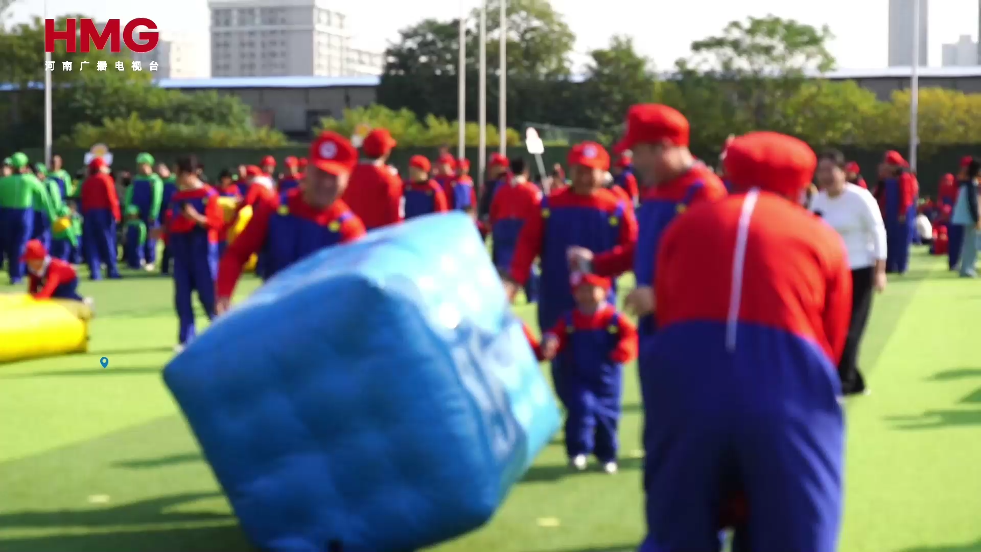 天泽幼儿园成功举办“花儿朵朵 礼赞祖国”大型亲子运动会