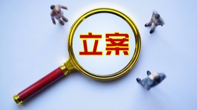 女子被摄影师开黄腔和恶意P图发至300人群，警方已立案