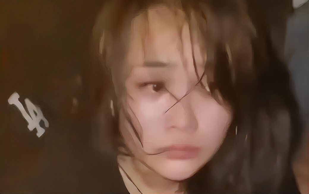 柬埔寨劫囚女子因高颜值引关注