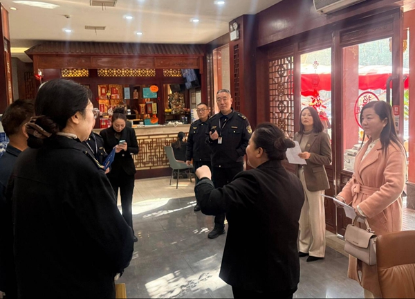 平顶山市卫东区: 创新“伴随式+包容式”执法 为优化营商环境注入“双动力”