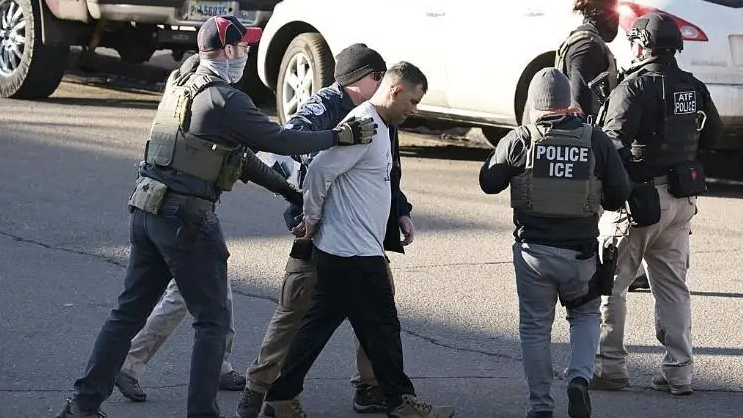 美国加州推出举报移民执法人员不当行为网站