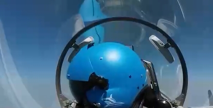 军事专家：雷达照射如用手电筒看目标 是飞行员常规操作