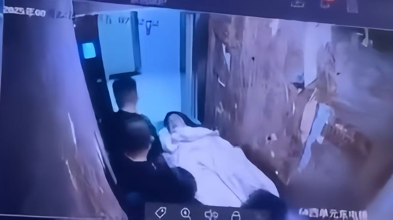 沧州杀妻案一审宣判：金昊死刑，其母因毁证被判2年2个月