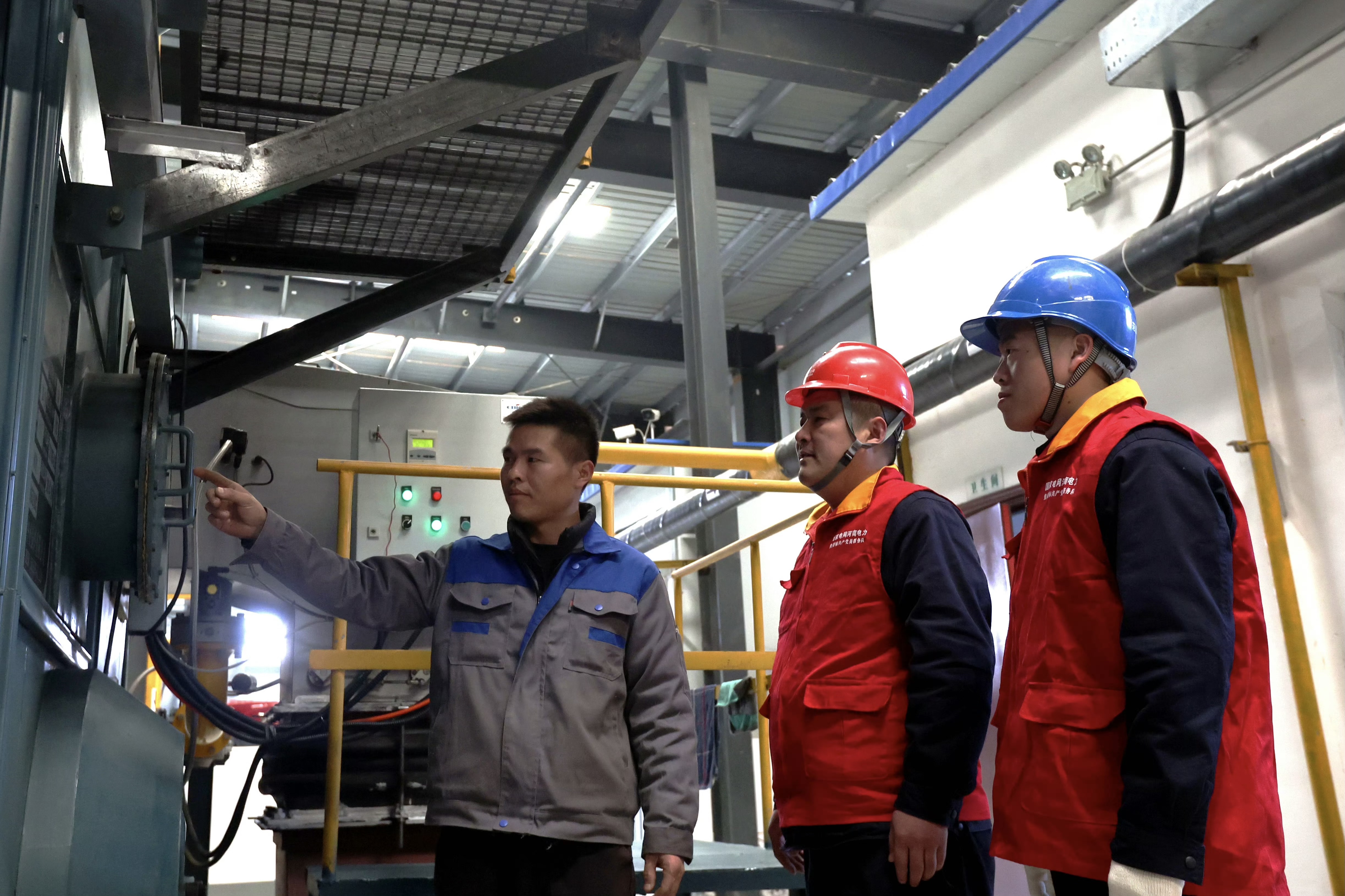 国网濮阳供电公司：“组合拳”开路 为企业发展护航