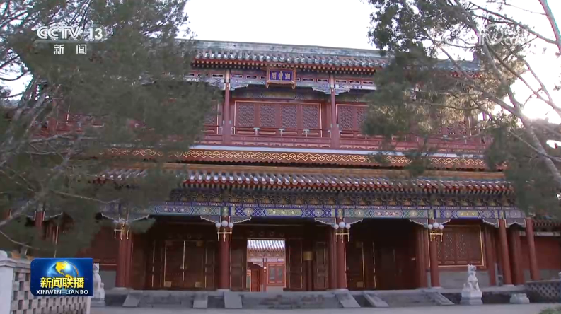 习近平听取李家超述职报告