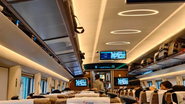 高铁B座更宽？12306回应