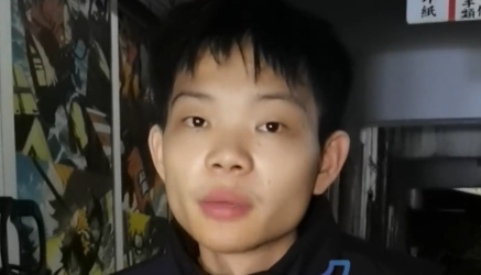 烤鸡少年喜提迈巴赫？本人回应：赚的钱全投店里，只剩5位数