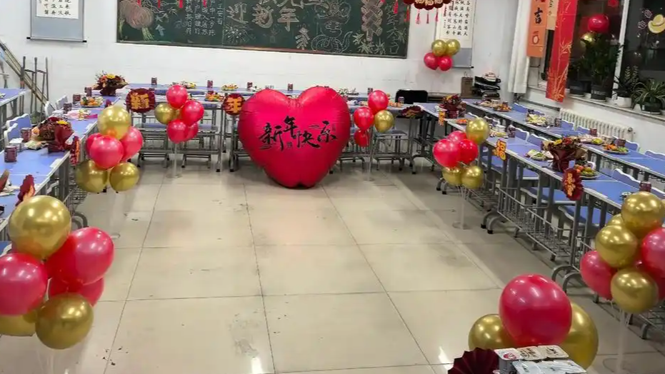 大学导员6年级女儿帅气舞蹈出圈