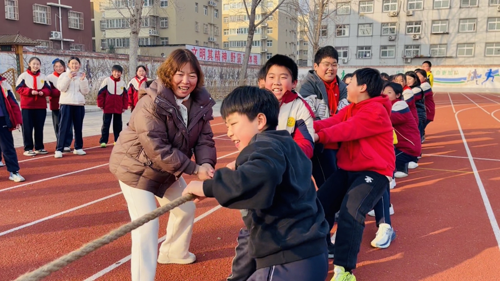 安阳外国语小学“活力课间·传承经典”庆元旦主题活动掠影