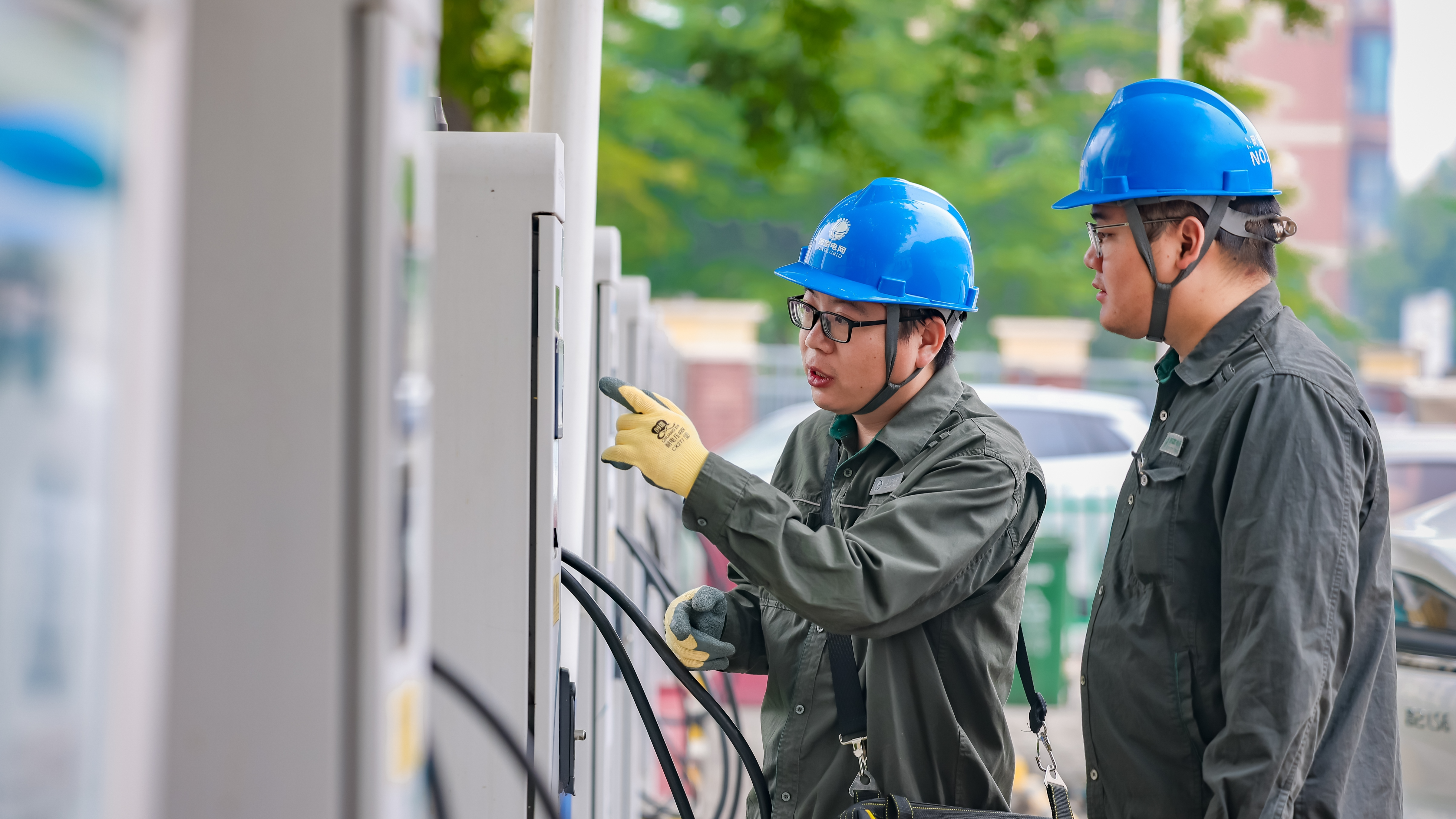 国网济源供电公司：精细服务 点亮绿色出行路