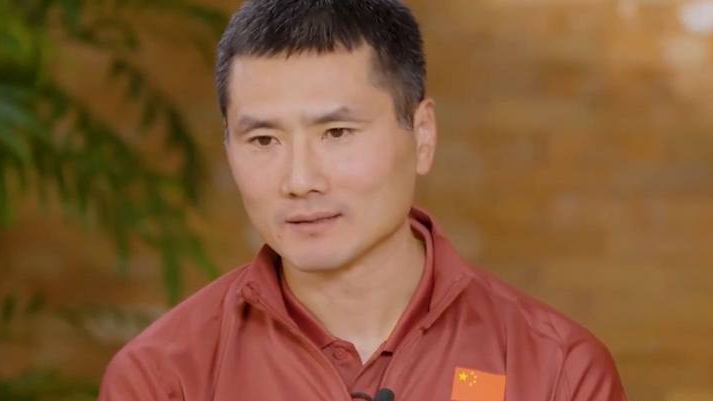 国足主帅邵佳一：理解球迷“恨铁不成钢”的心情