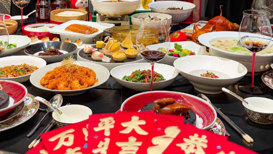 央媒看河南|關(guān)注河南鄭州年夜飯預(yù)訂火爆等內(nèi)容