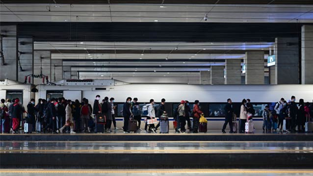 春运购票日历来了！预计有两个高峰日……
