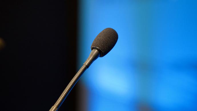 “坚持依法治国和依规治党有机统一”——习近平法治思想指引党员干部守规奉法履职尽责