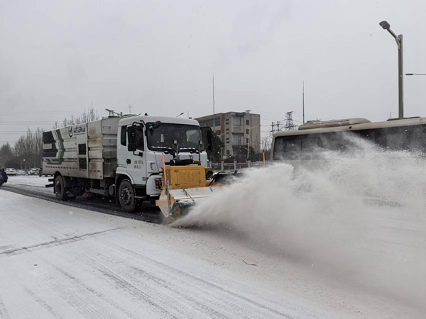 平顶山市卫东区： 全力应对低温雨雪冰冻天气