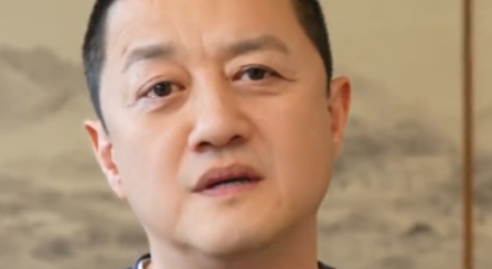 李亚鹏直播提现29万全捐给嫣然儿童医院，备注“替网友捐”