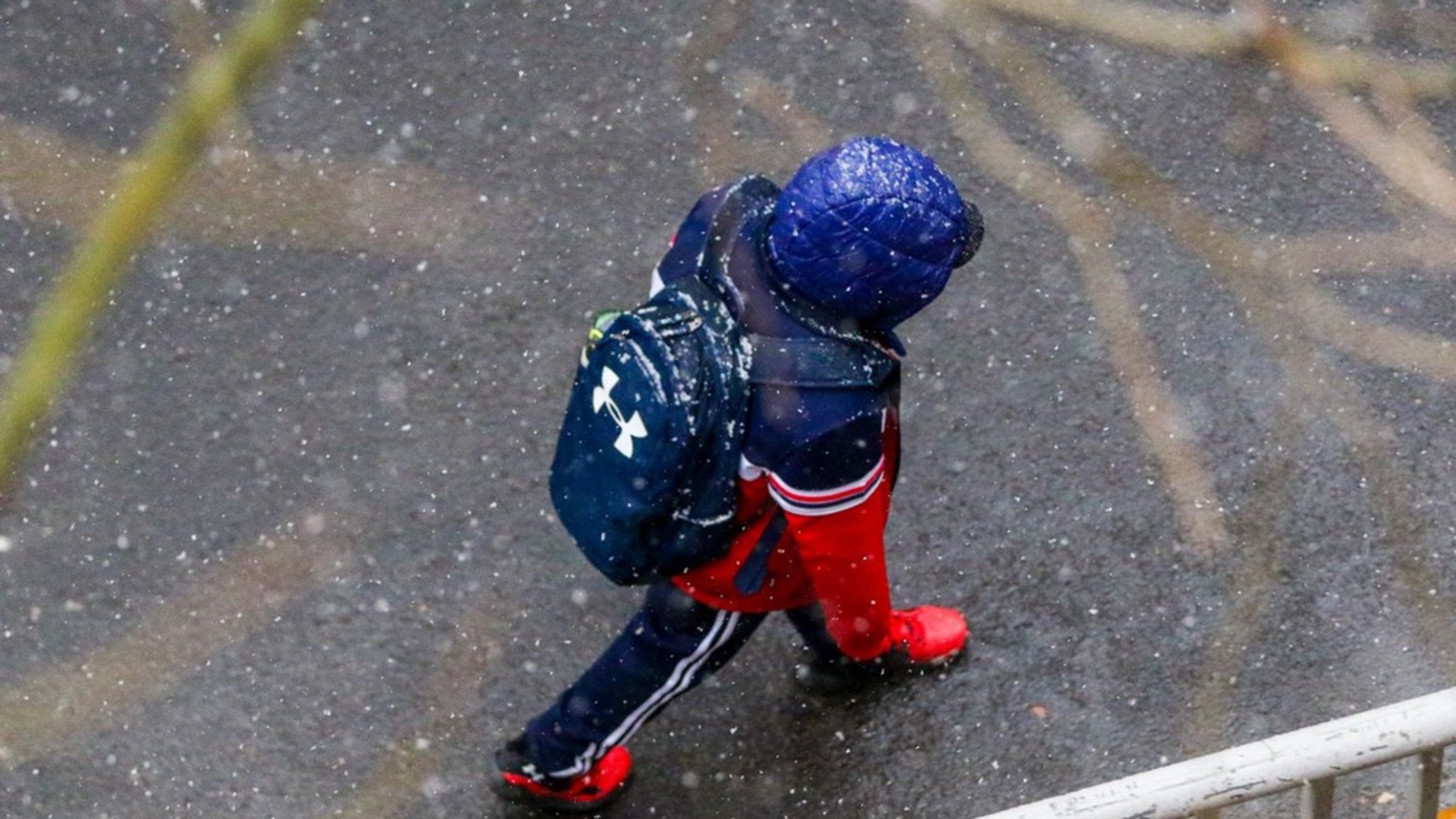 郑州继续发布道路结冰黄色预警