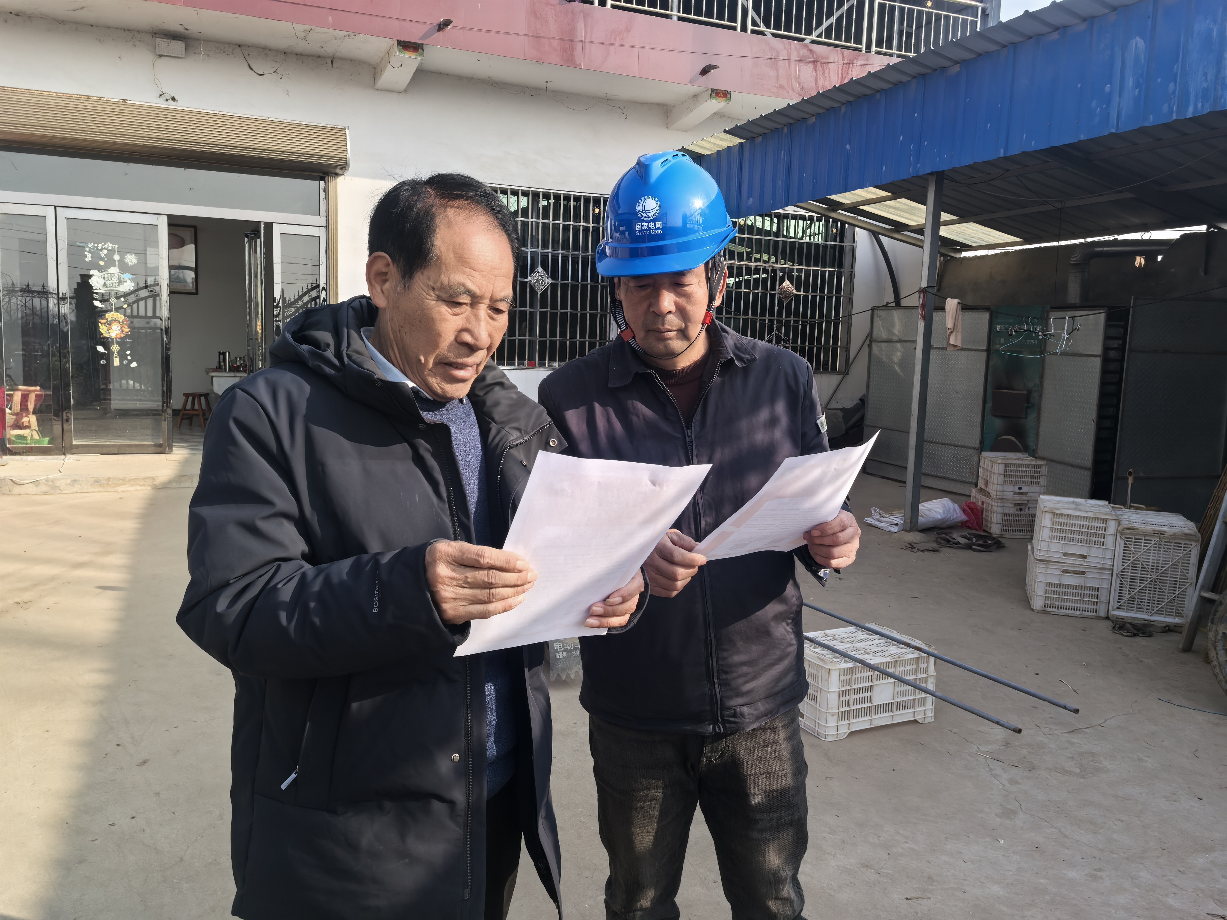 国网泌阳县供电公司：“电”亮游子返乡路