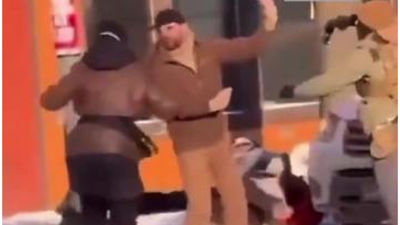 美国一男子遭执法人员枪杀，当事人持枪照被指系AI伪造