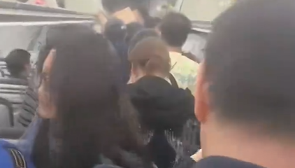 乘客称飞机要爆炸要求下机？航司回应