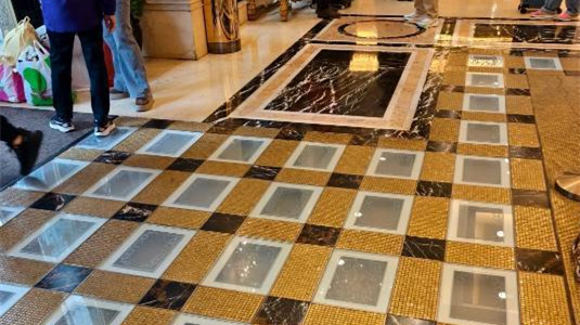 大堂78公斤黄金砖被连夜撤走？工作人员回应