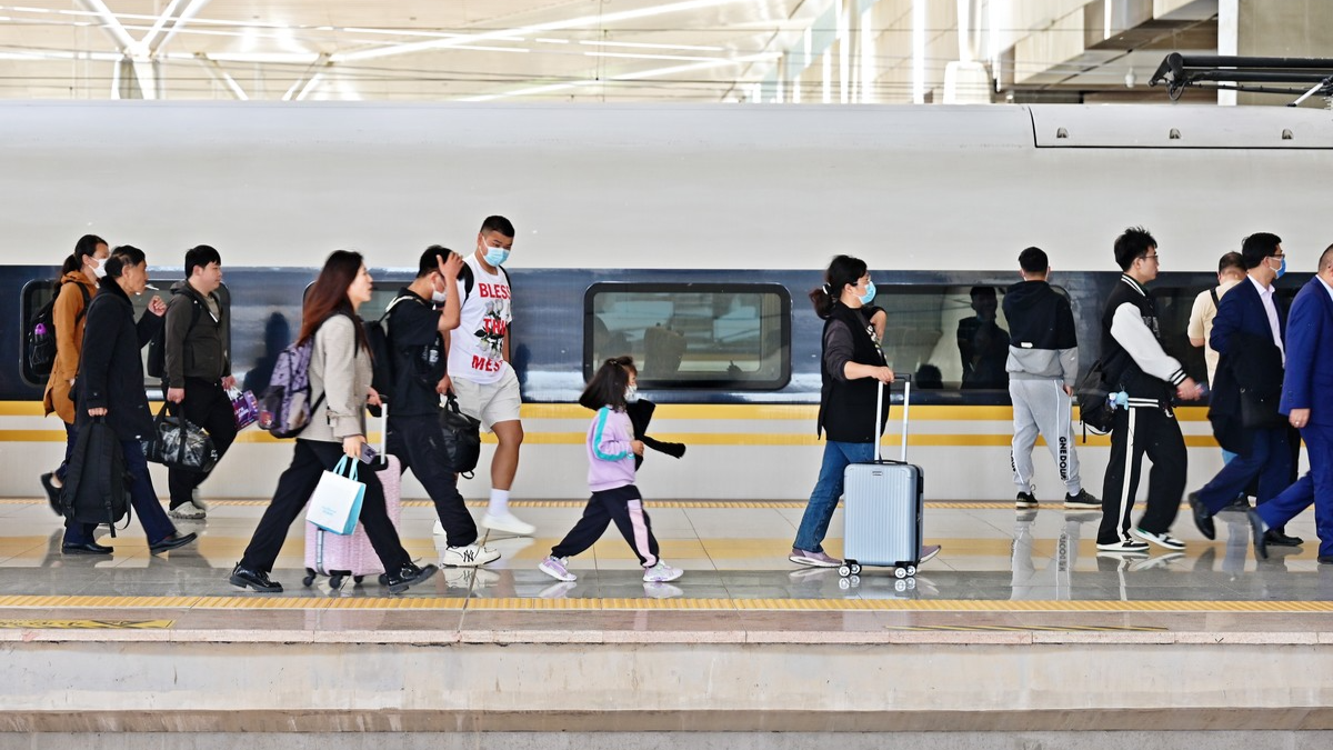 2026年春运明日开启 铁路、公路、民航保障措施一览