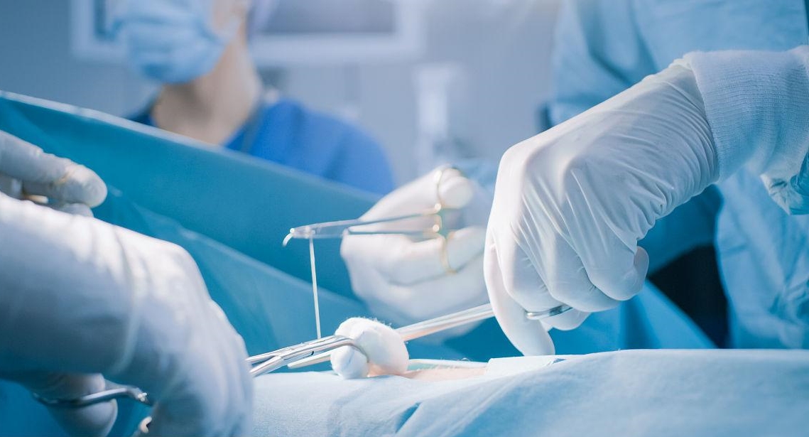 男子被人咬后感染差点截肢！被人咬伤这些情况也要打预防针